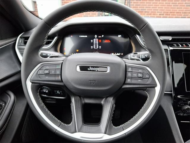 new 2025 Jeep Grand Cherokee car, priced at $37,175