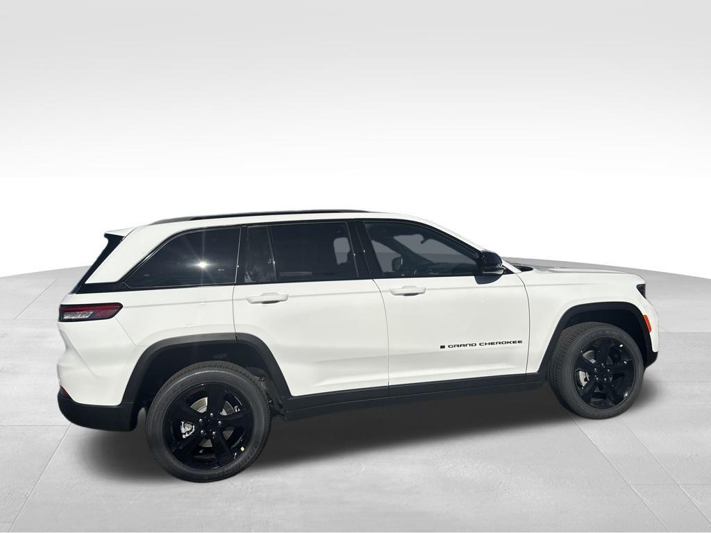 new 2025 Jeep Grand Cherokee car, priced at $41,472