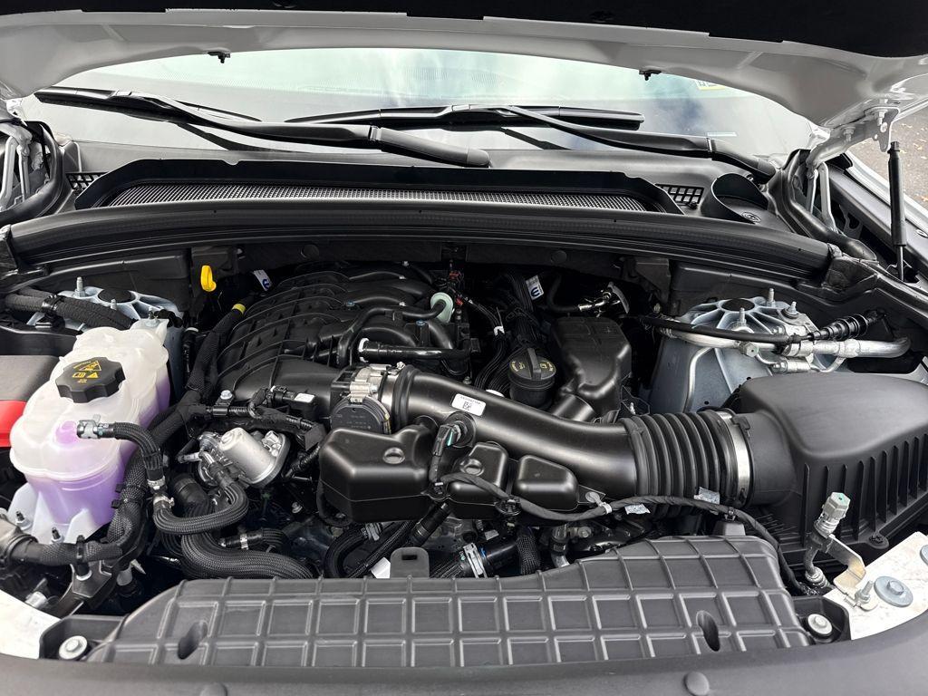 new 2025 Jeep Grand Cherokee car, priced at $37,435