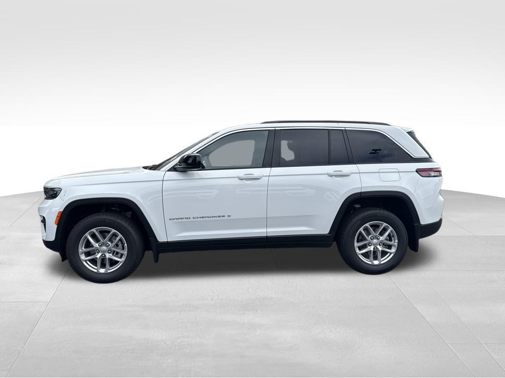 new 2025 Jeep Grand Cherokee car, priced at $37,435