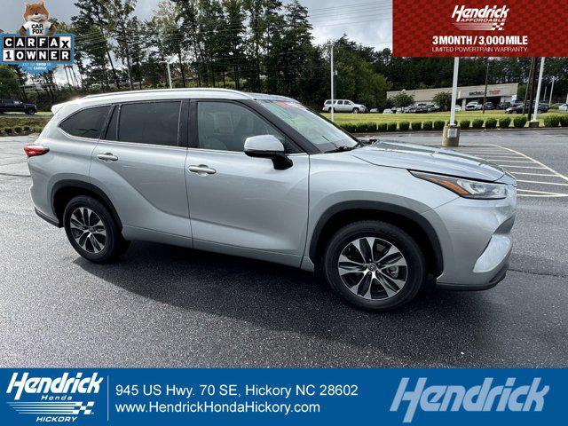 used 2020 Toyota Highlander car, priced at $24,998