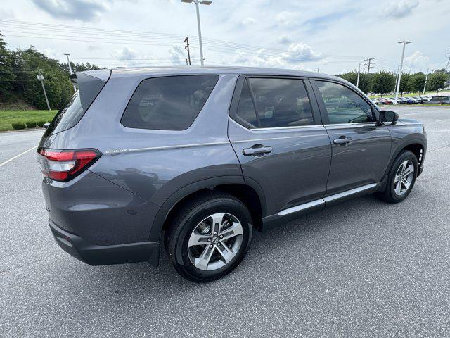 used 2025 Honda Pilot car, priced at $42,999