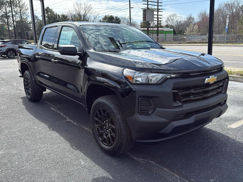 new 2025 Chevrolet Colorado car, priced at $36,570