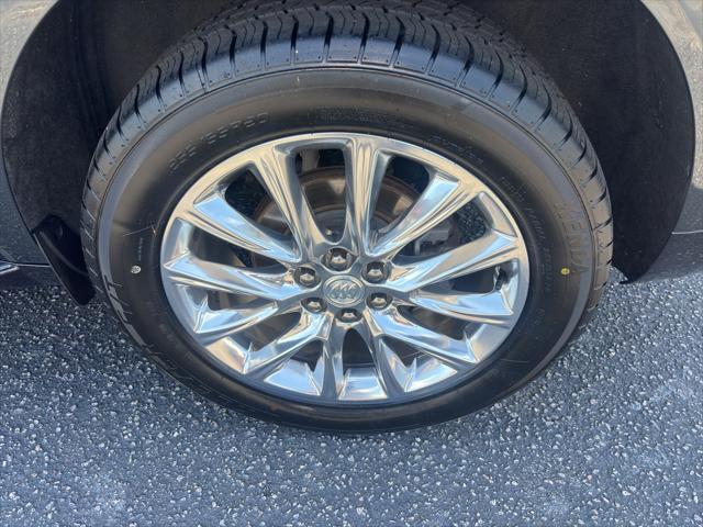 used 2021 Buick Enclave car, priced at $21,000