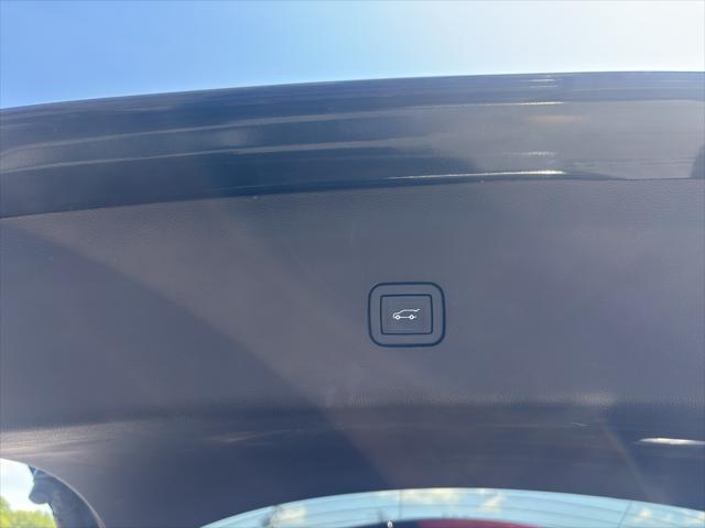 used 2021 Buick Enclave car, priced at $21,000