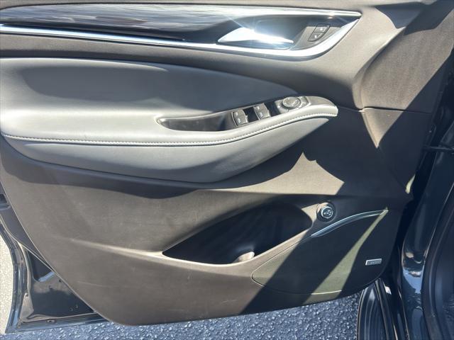 used 2021 Buick Enclave car, priced at $21,000