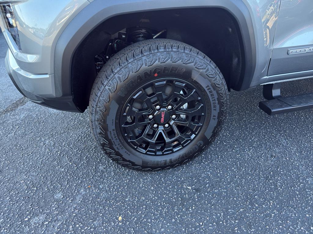 new 2026 GMC Canyon car, priced at $46,385