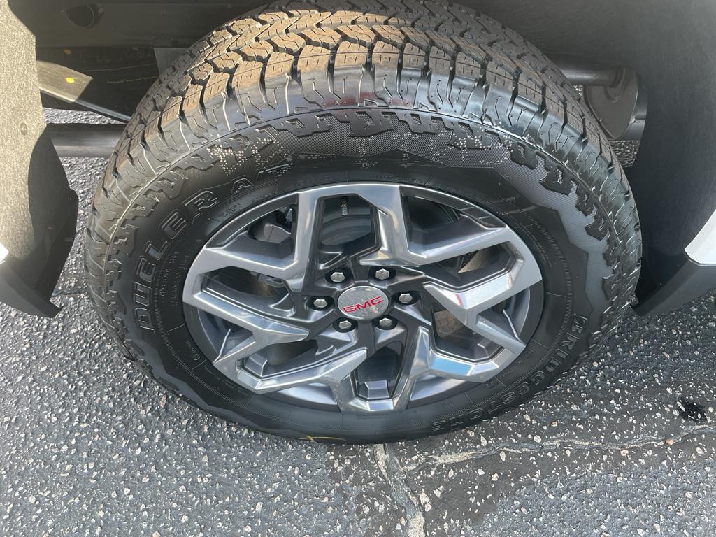 new 2026 GMC Sierra 1500 car, priced at $68,235