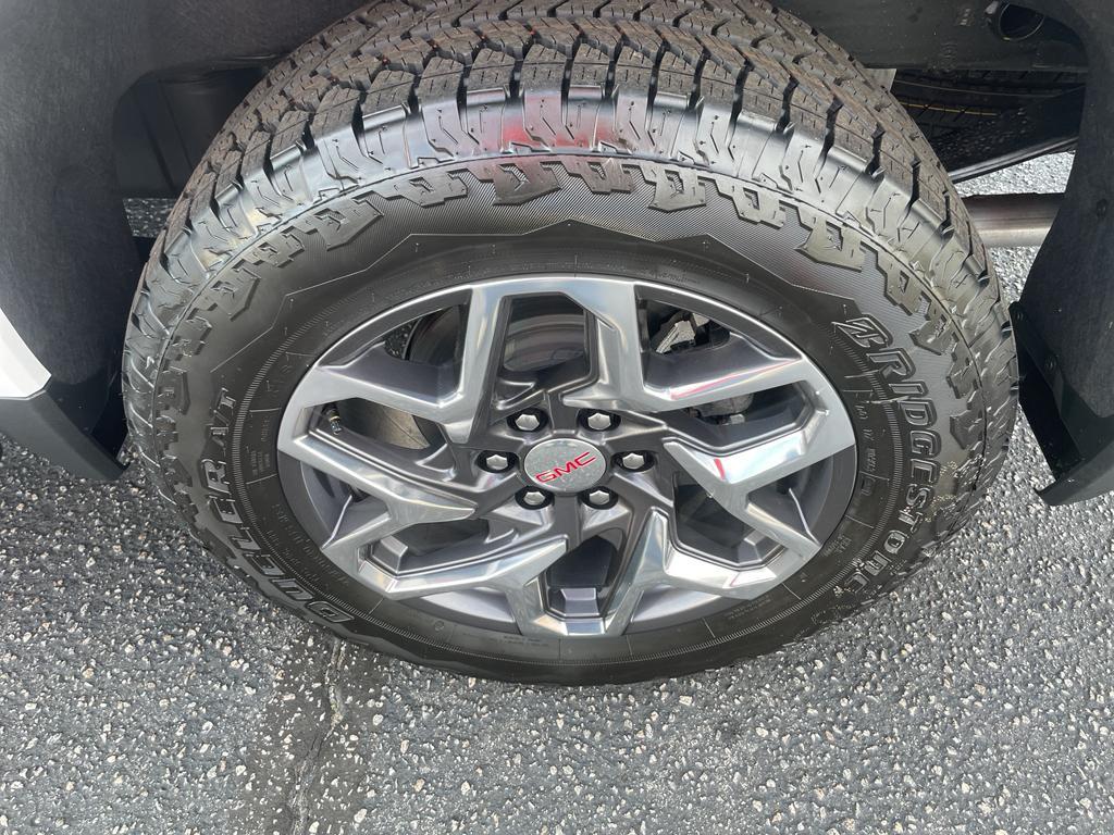 new 2026 GMC Sierra 1500 car, priced at $68,235