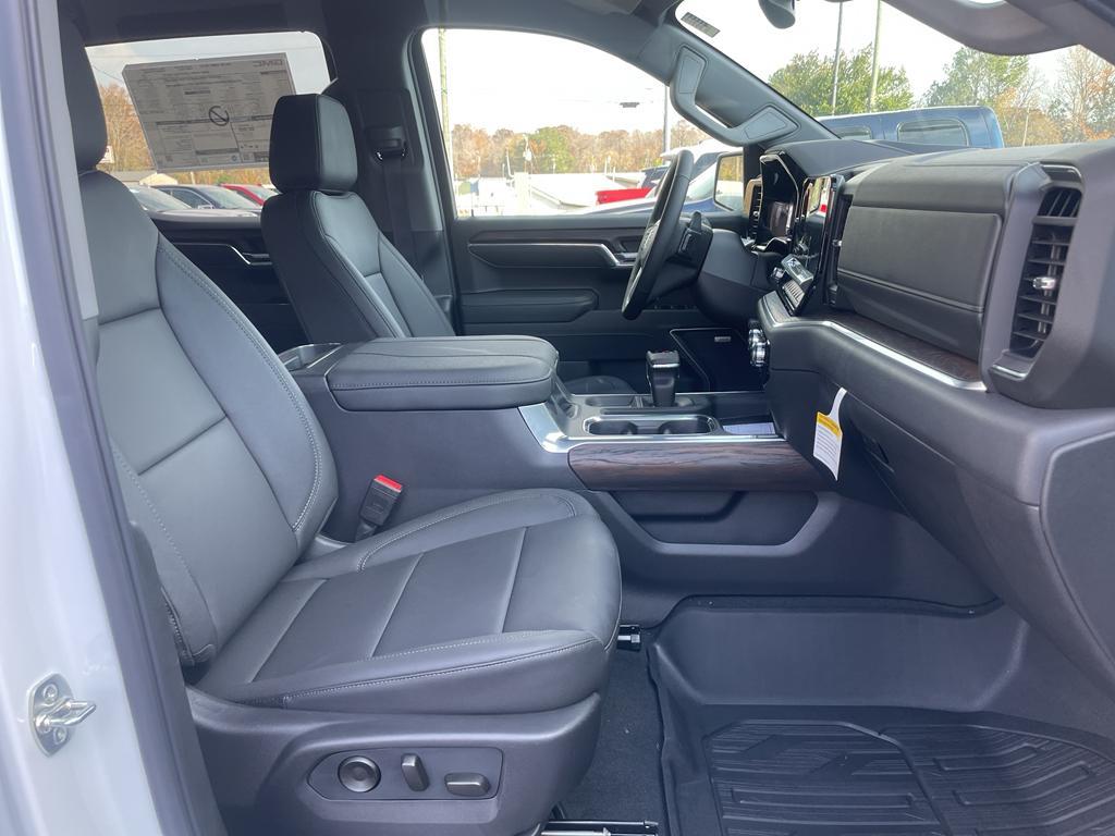 new 2026 GMC Sierra 1500 car, priced at $68,235