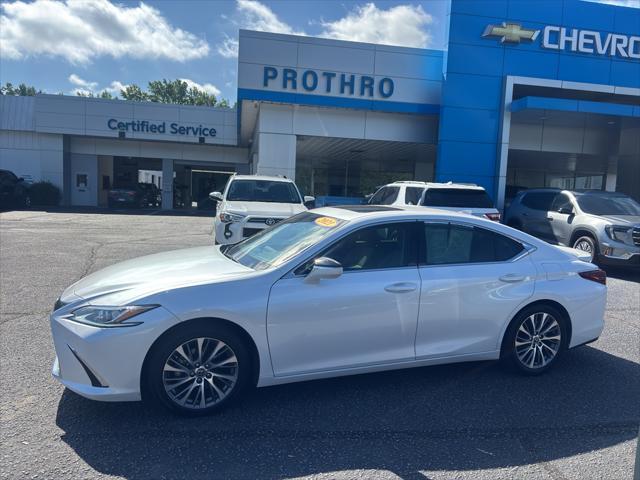 used 2021 Lexus ES 350 car, priced at $34,995