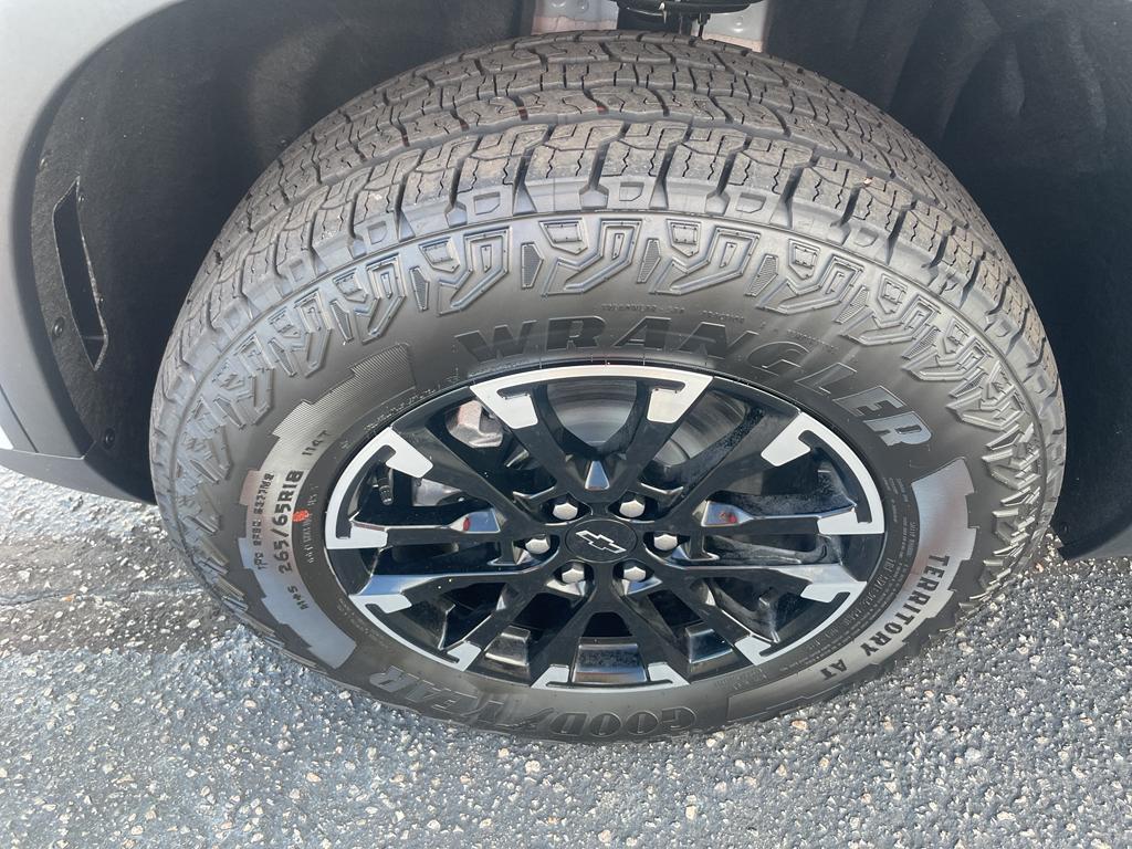 new 2026 Chevrolet Traverse car, priced at $57,415