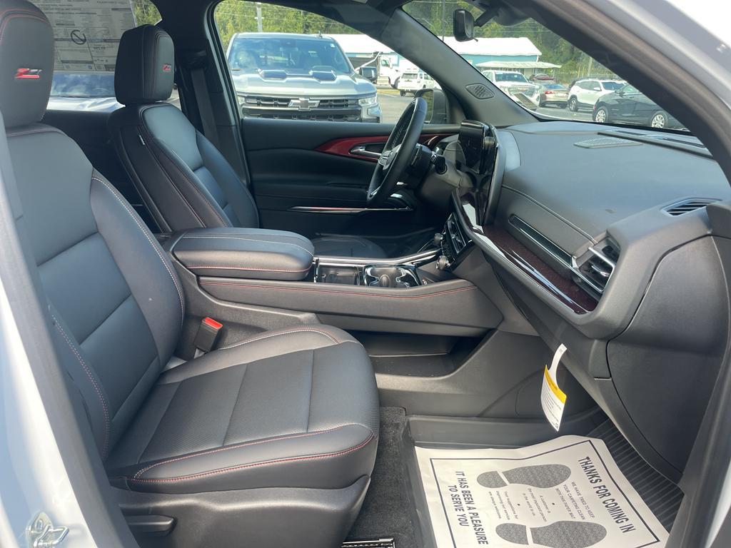 new 2026 Chevrolet Traverse car, priced at $57,415