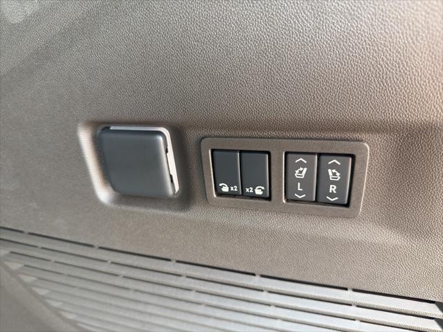 new 2025 Chevrolet Suburban car, priced at $77,325