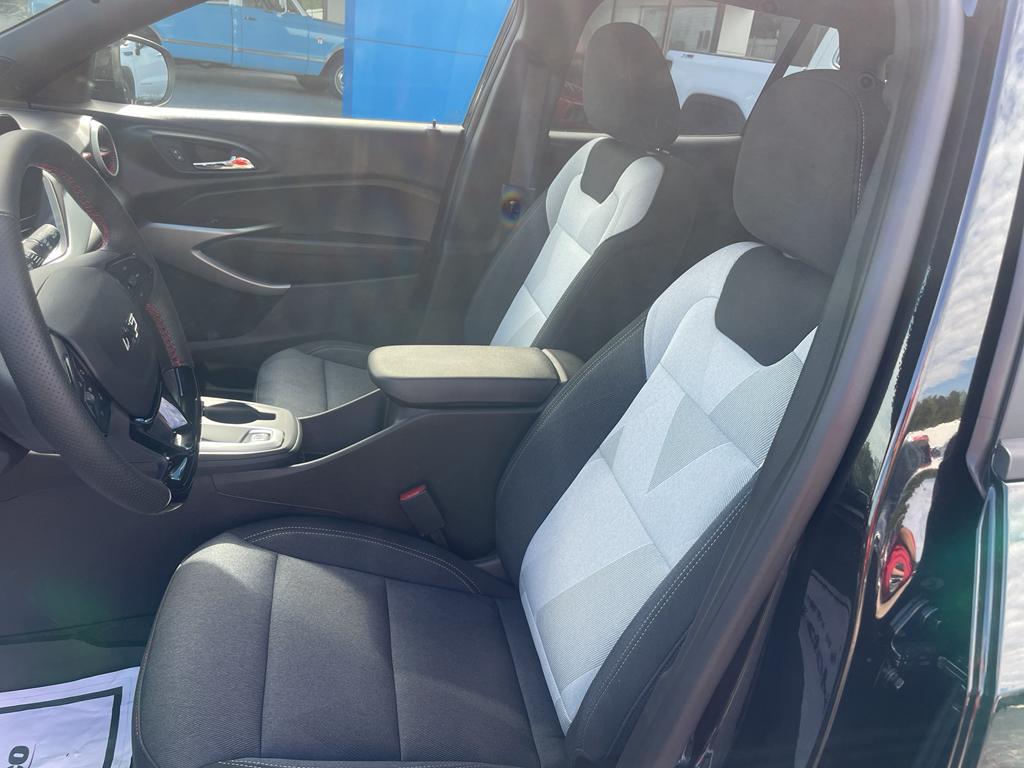 new 2025 Chevrolet Trax car, priced at $24,160