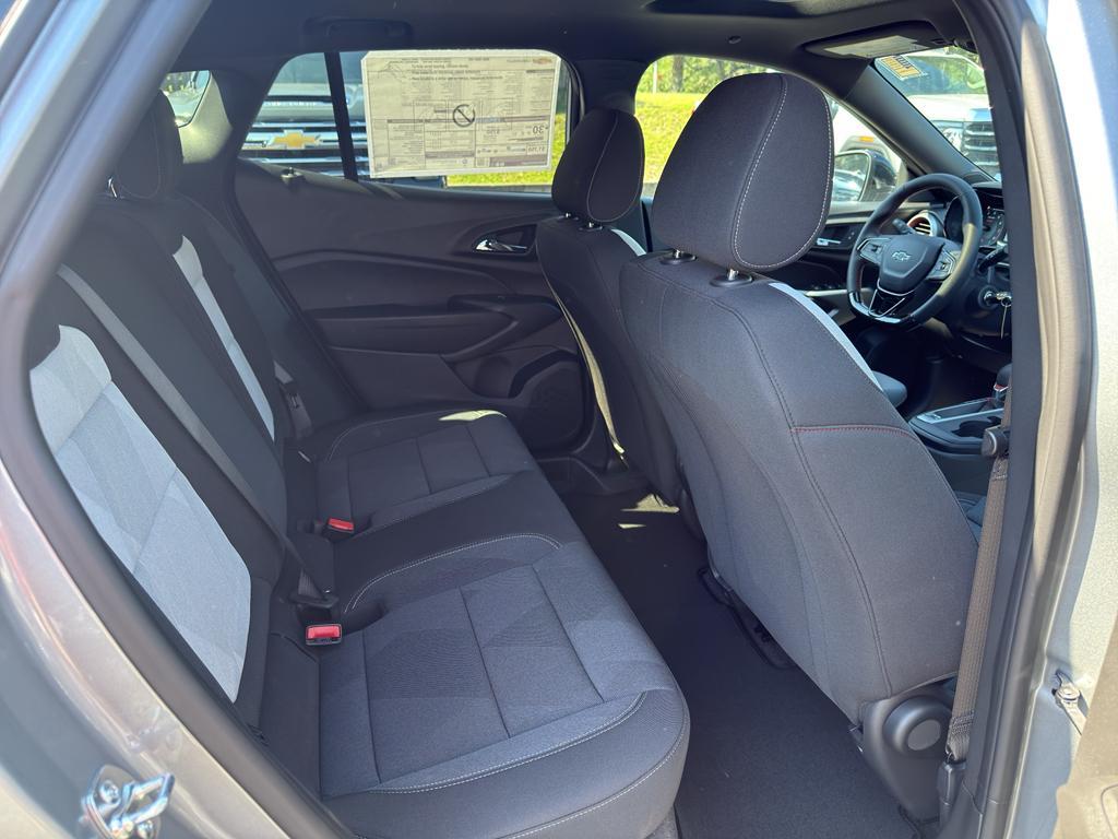 new 2025 Chevrolet Trax car, priced at $25,125