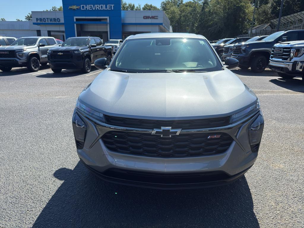 new 2025 Chevrolet Trax car, priced at $25,125