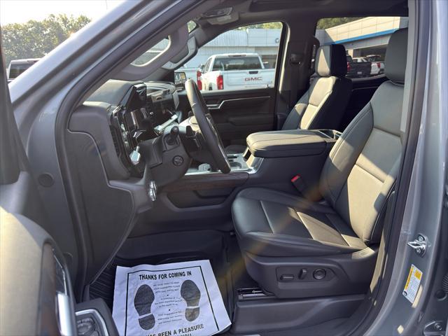 new 2025 GMC Sierra 1500 car, priced at $67,655