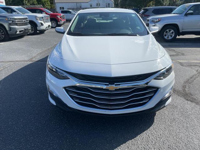 new 2025 Chevrolet Malibu car, priced at $27,035