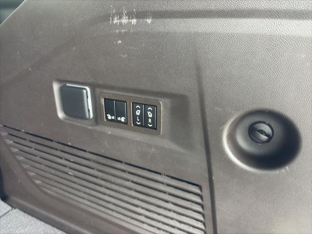 used 2022 GMC Yukon car, priced at $42,920