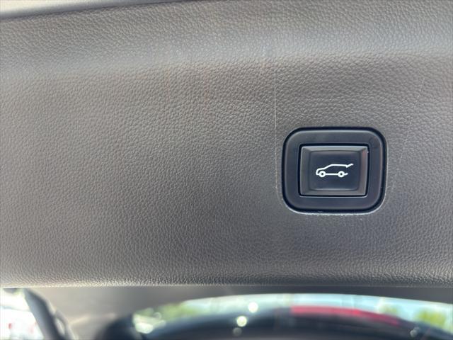 used 2023 Buick Enclave car, priced at $33,300