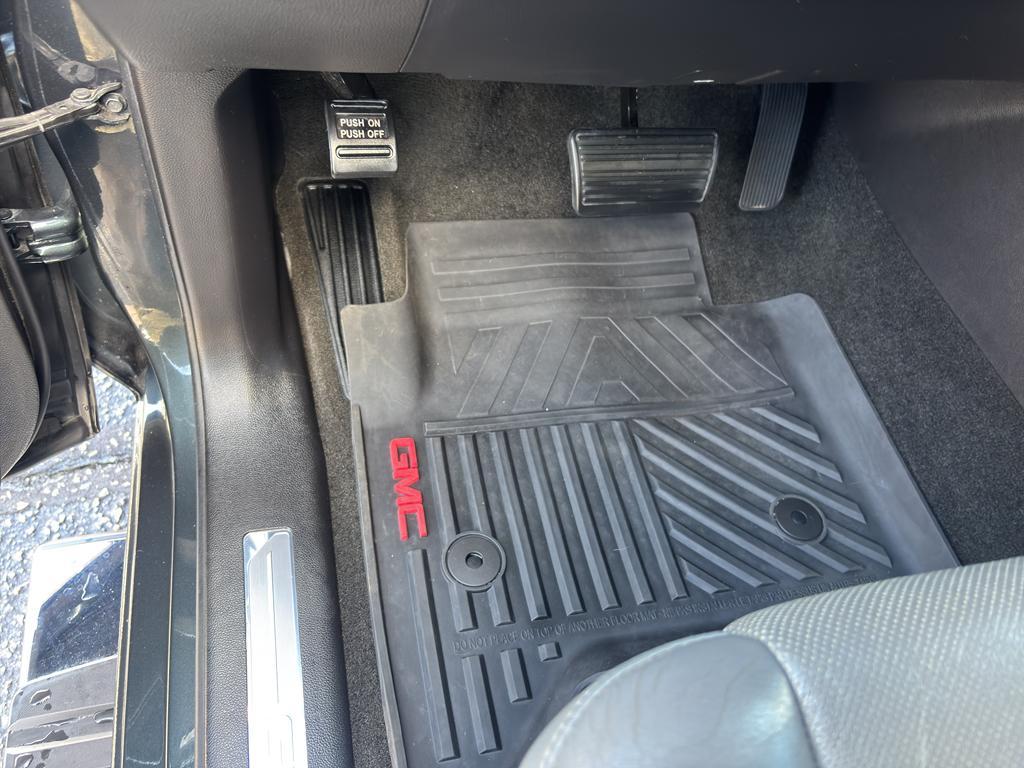 used 2017 GMC Sierra 1500 car, priced at $27,995