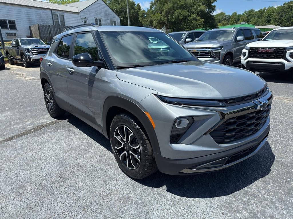 new 2026 Chevrolet TrailBlazer car, priced at $32,315