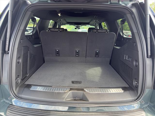 new 2025 Chevrolet Suburban car, priced at $83,305