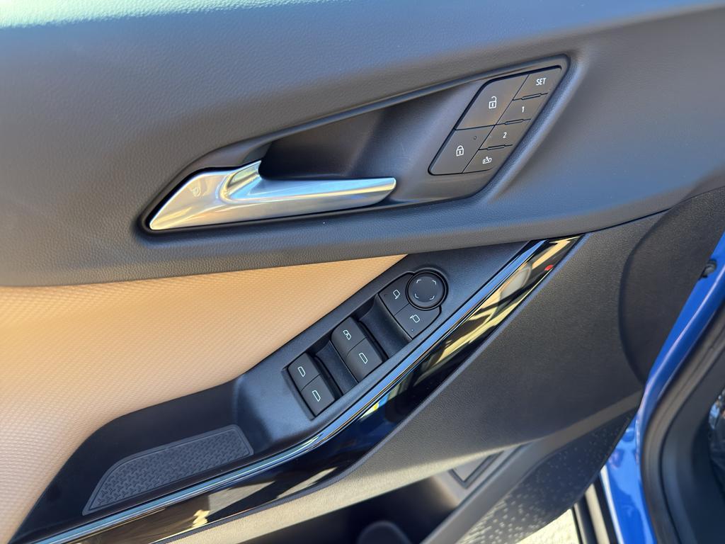 new 2026 Chevrolet Equinox car, priced at $35,994