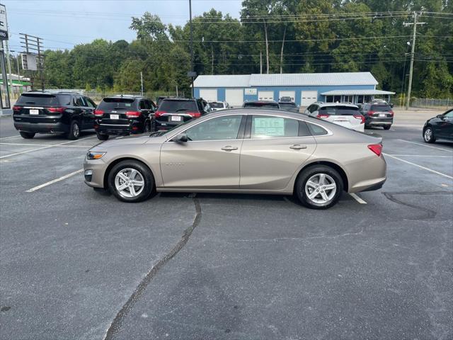 new 2025 Chevrolet Malibu car, priced at $27,035