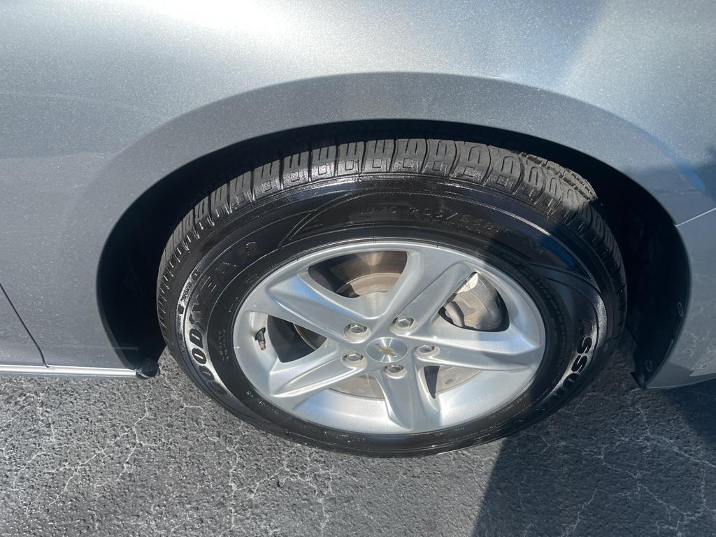 used 2024 Chevrolet Malibu car, priced at $20,995