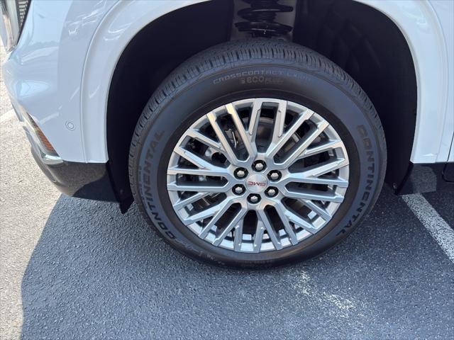 new 2025 GMC Acadia car, priced at $60,625