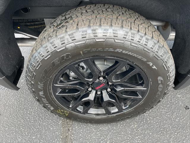 new 2025 GMC Sierra 1500 car, priced at $62,520