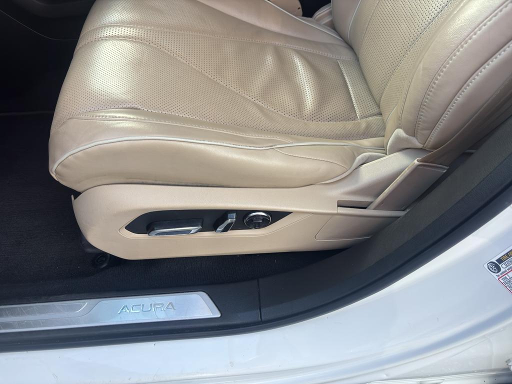 used 2021 Acura RDX car, priced at $29,300