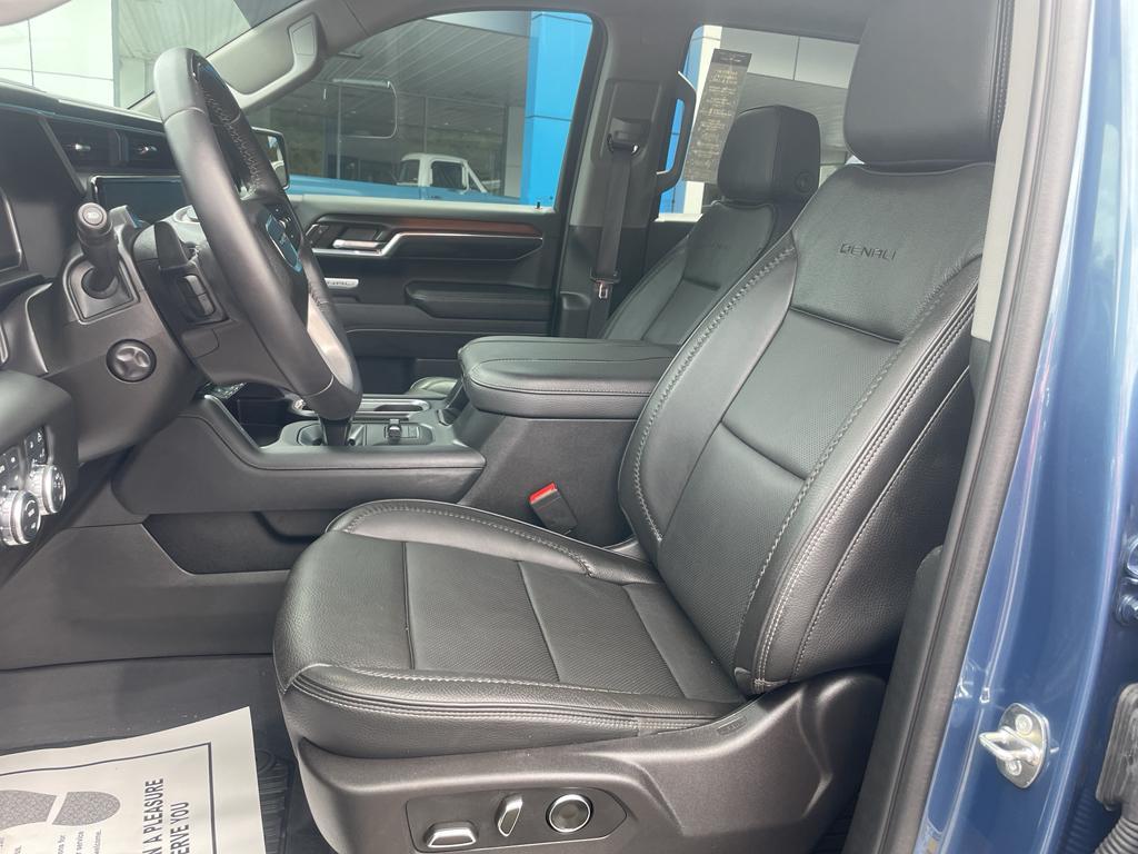 used 2024 GMC Sierra 1500 car, priced at $65,995