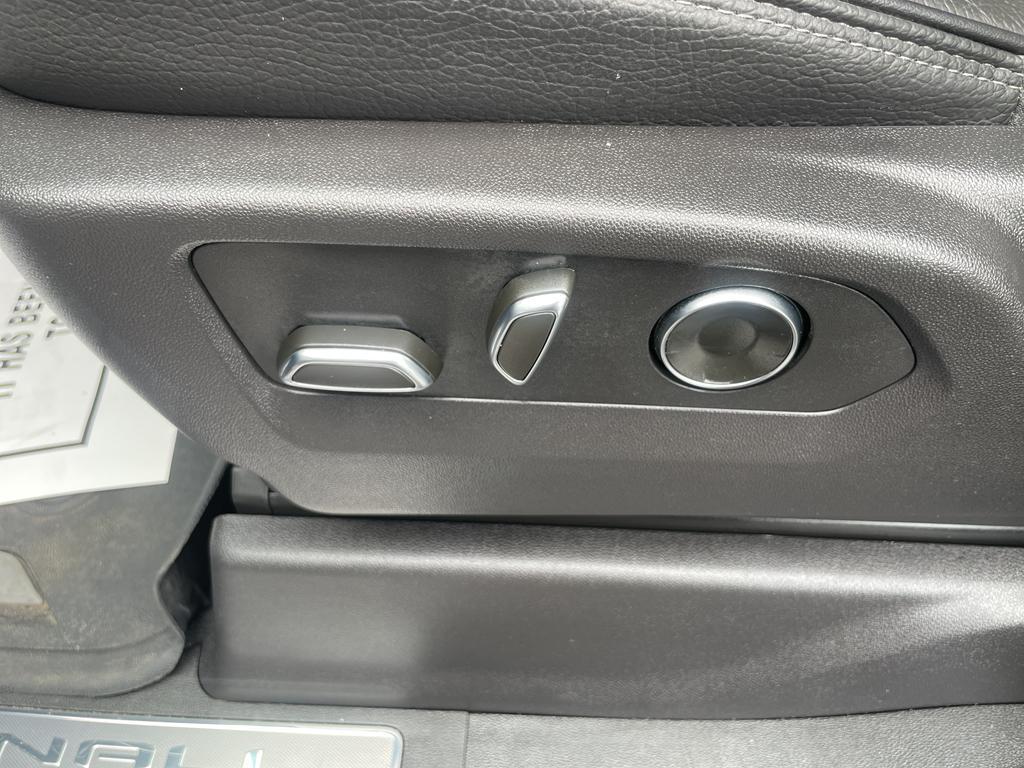 used 2024 GMC Sierra 1500 car, priced at $65,995