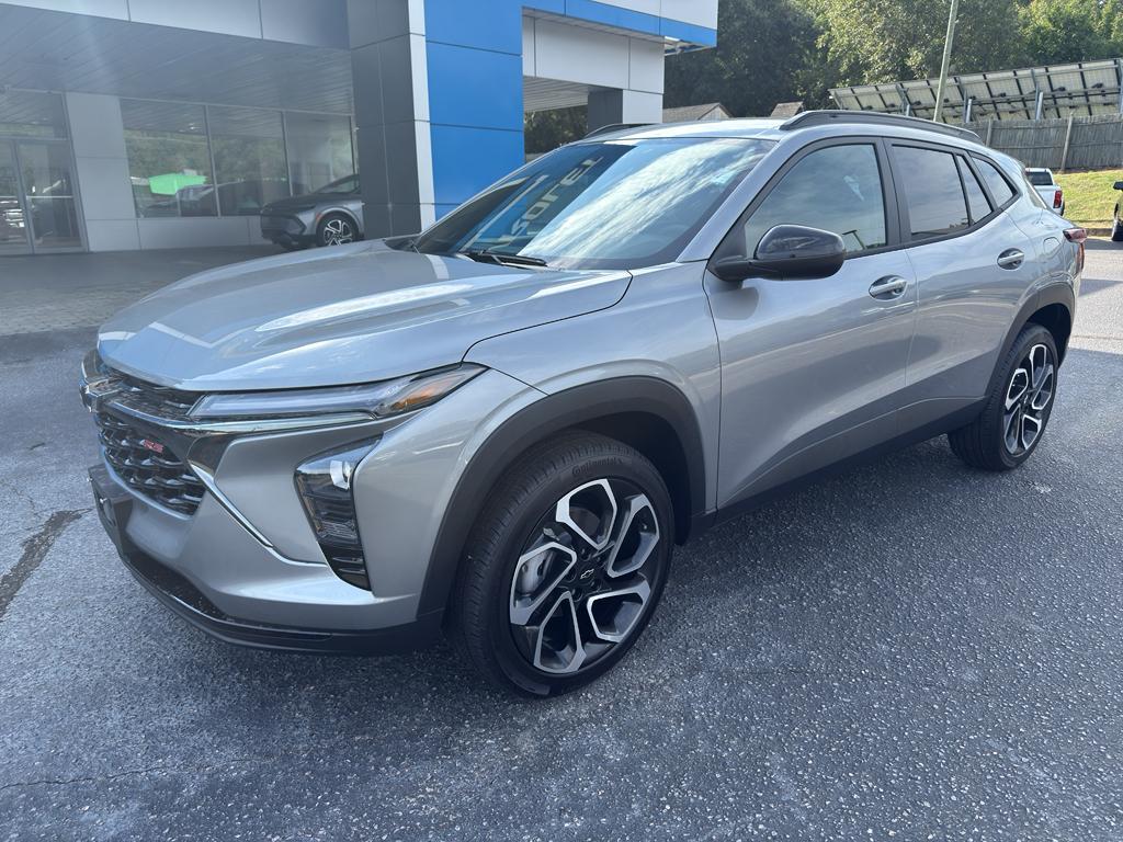 new 2025 Chevrolet Trax car, priced at $25,935