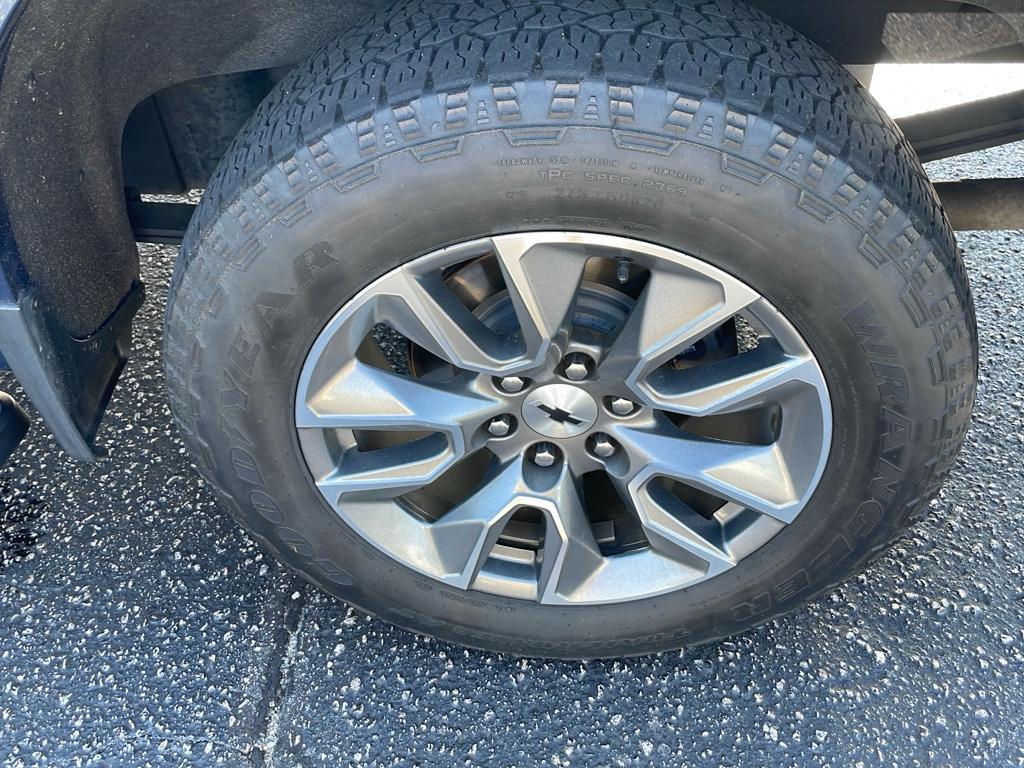 used 2022 Chevrolet Silverado 1500 car, priced at $40,995