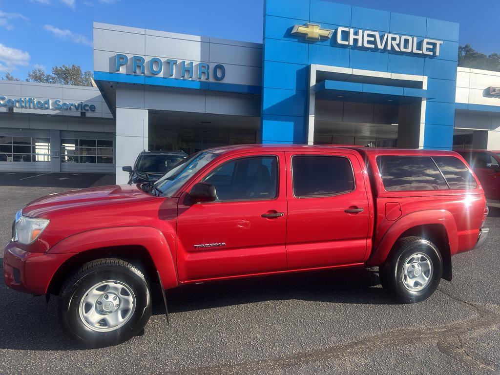 used 2013 Toyota Tacoma car, priced at $23,900