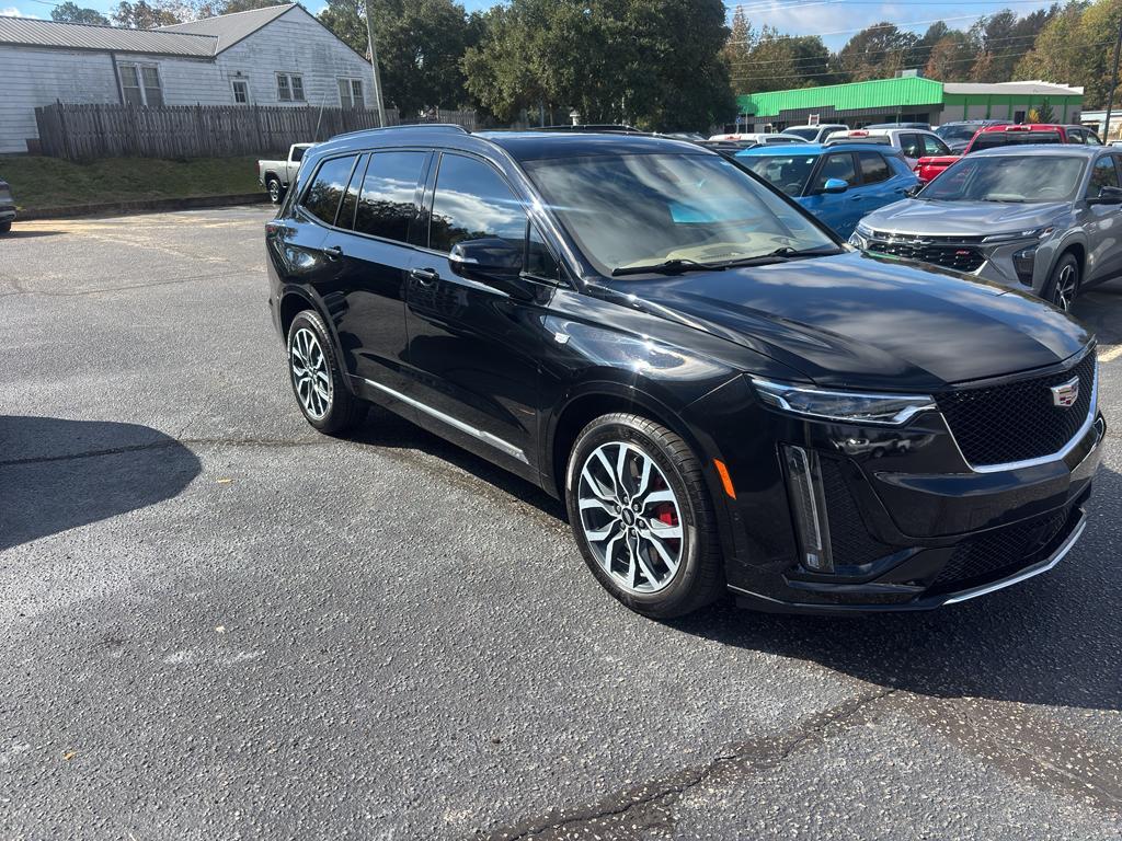 used 2024 Cadillac XT6 car, priced at $51,415