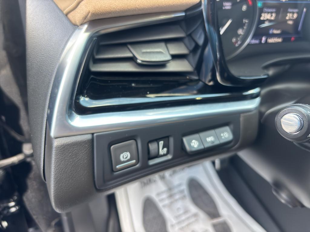 used 2024 Cadillac XT6 car, priced at $51,415