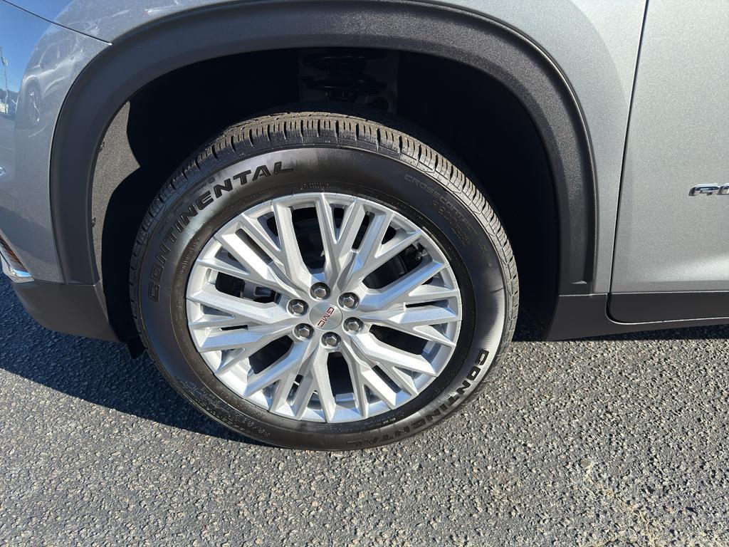 new 2026 GMC Acadia car, priced at $49,565