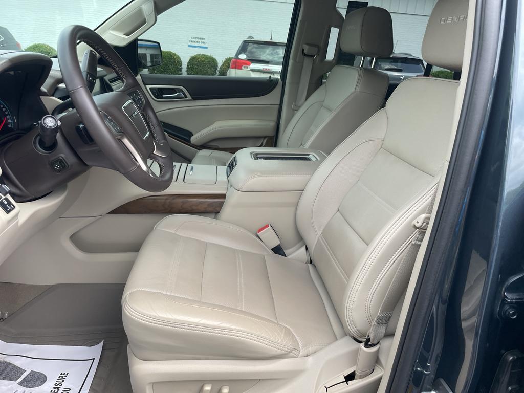 used 2020 GMC Yukon car, priced at $50,995
