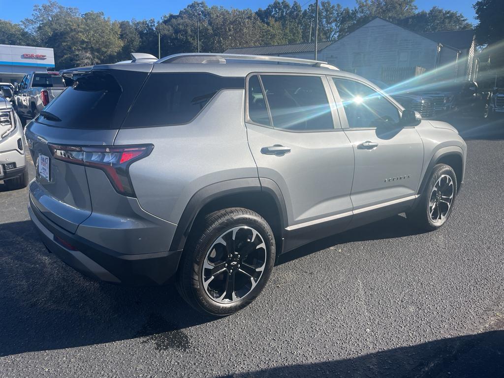 new 2026 Chevrolet Equinox car, priced at $33,065