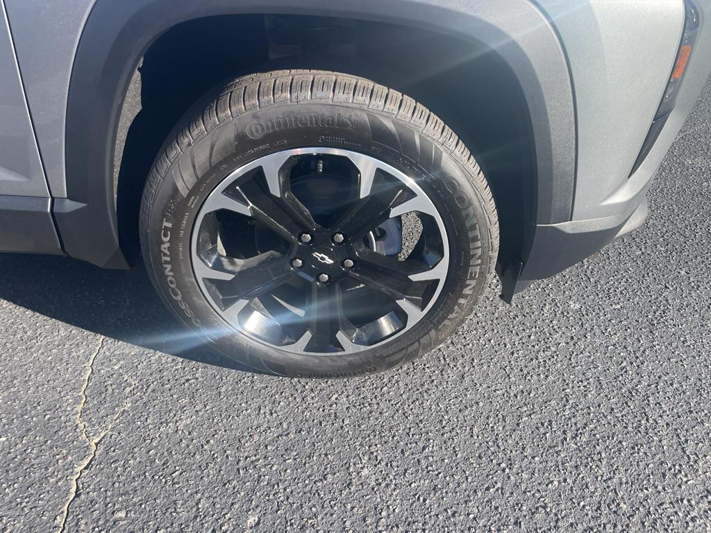 new 2026 Chevrolet Equinox car, priced at $33,065