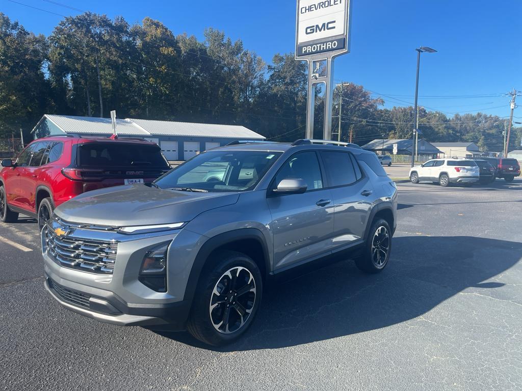 new 2026 Chevrolet Equinox car, priced at $33,065