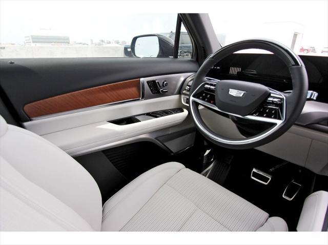 new 2026 Cadillac VISTIQ car, priced at $80,515