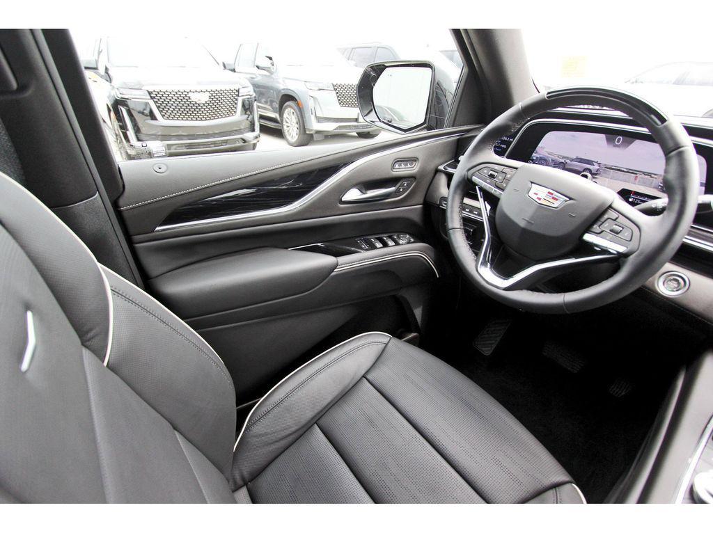 used 2024 Cadillac Escalade car, priced at $87,991