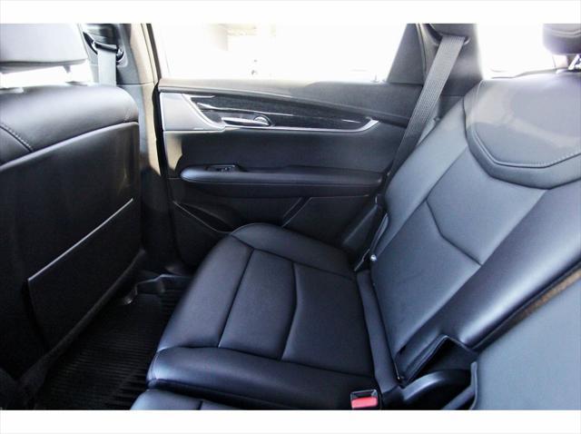 used 2022 Cadillac XT5 car, priced at $26,991