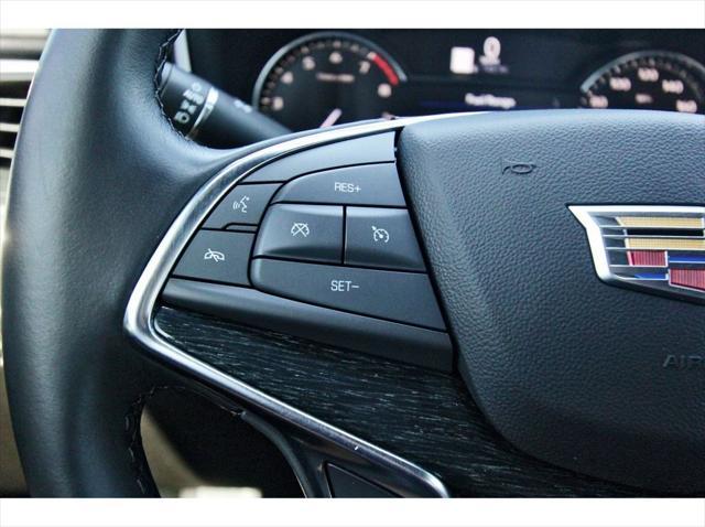 used 2022 Cadillac XT5 car, priced at $26,991